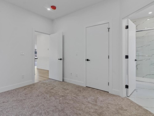 32735 Marshall Road, Abbotsford, BC - Indoor Photo Showing Other Room