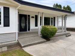 13481 Hilton Road Surrey, BC V3R 5J3