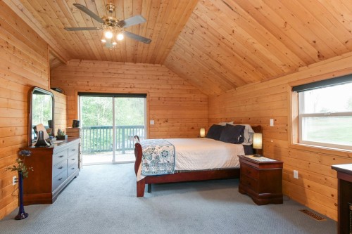25330 72 Avenue, Langley, BC - Indoor Photo Showing Bedroom