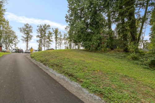 25330 72 Avenue, Langley, BC - Outdoor