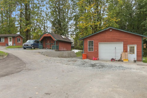 25330 72 Avenue, Langley, BC - Outdoor