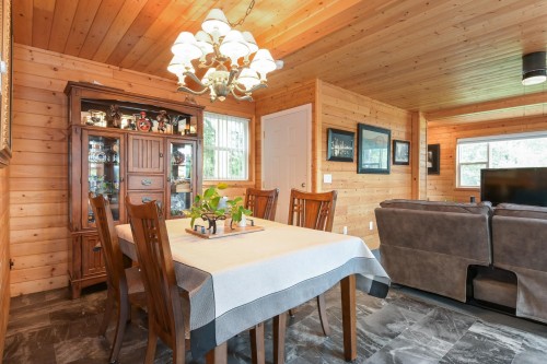 25330 72 Avenue, Langley, BC - Indoor Photo Showing Dining Room