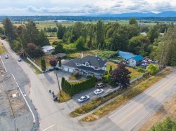 18377 74 Avenue Surrey, BC V4N 6C1
