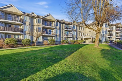 102-20881 56 Avenue  Langley, BC V3A 3Z3
