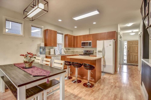 6914 190 Street, Surrey, BC - Indoor Photo Showing Other Room