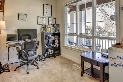 6914 190 Street, Surrey, BC - Indoor Photo Showing Office