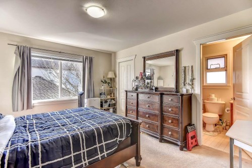 6914 190 Street, Surrey, BC - Indoor Photo Showing Bedroom