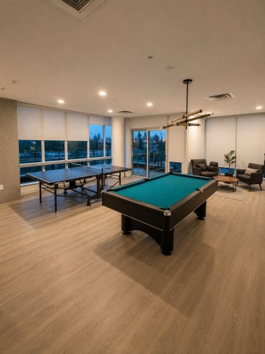 906-9675 King George Boulevard, Surrey, BC 