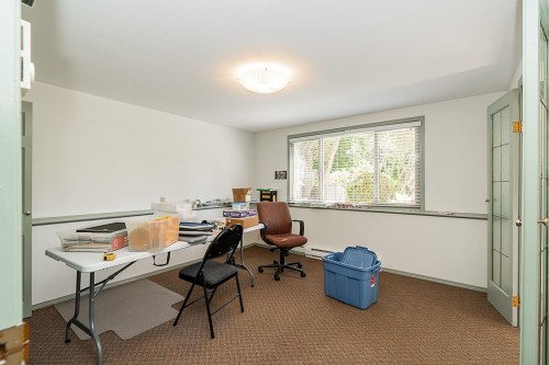 13852 Malabar Avenue, White Rock, BC - Indoor Photo Showing Office
