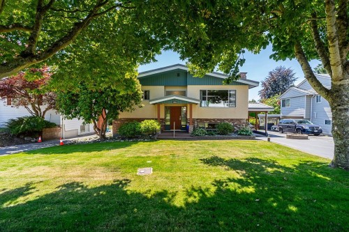 13852 Malabar Avenue, White Rock, BC - Outdoor