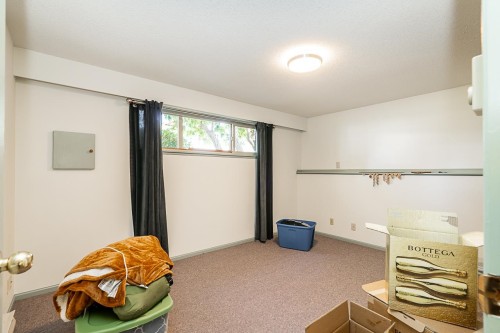 13852 Malabar Avenue, White Rock, BC - Indoor