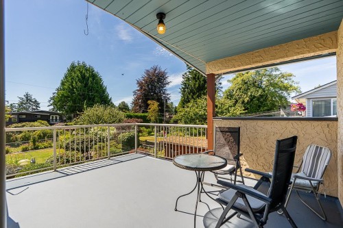 13852 Malabar Avenue, White Rock, BC - Outdoor With Deck Patio Veranda With Exterior