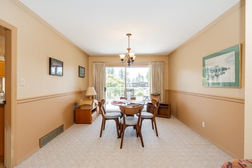 13852 Malabar Avenue, White Rock, BC - Indoor