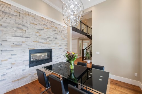 20962 48 Avenue, Langley, BC - Indoor With Fireplace
