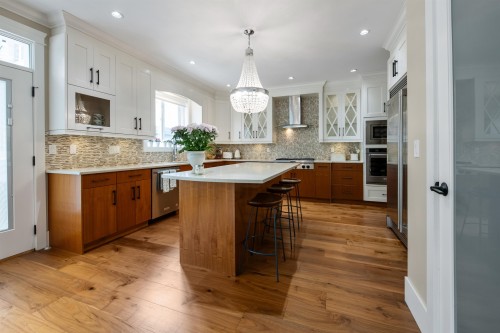 20962 48 Avenue, Langley, BC - Indoor Photo Showing Kitchen With Upgraded Kitchen