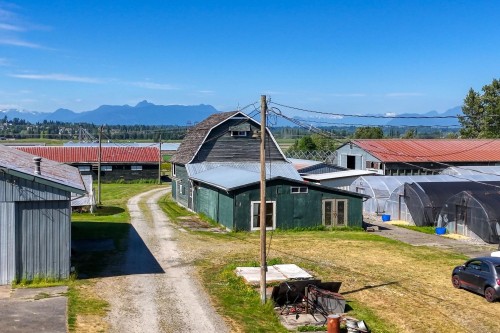 16913 66 Avenue, Surrey, BC - Outdoor