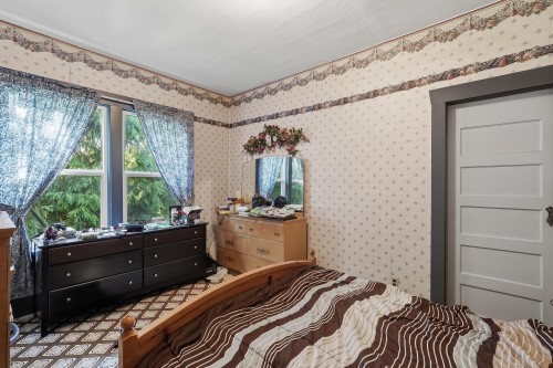 16913 66 Avenue, Surrey, BC - Indoor Photo Showing Bedroom