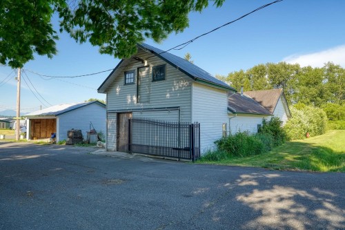 16913 66 Avenue, Surrey, BC - Outdoor