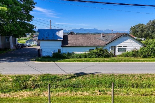 16913 66 Avenue, Surrey, BC - Outdoor