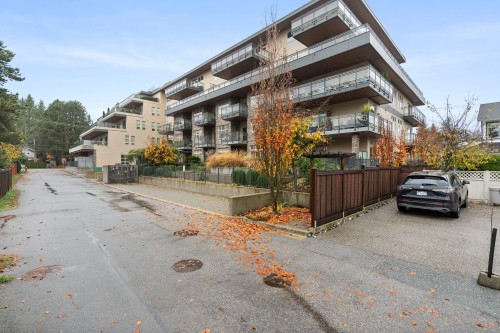 214-14022 North Bluff Road, White Rock, BC 
