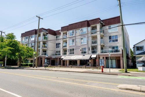 206-5499 203 Street  Langley, BC V3A 1W1