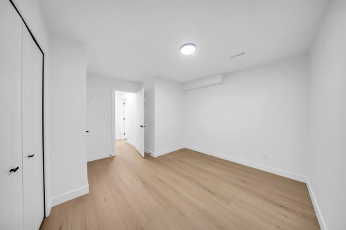 8-32705 Fraser Crescent, Mission, BC - Indoor Photo Showing Other Room