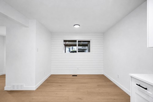 8-32705 Fraser Crescent, Mission, BC - Indoor Photo Showing Other Room