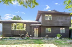 8473 152 Street Surrey, BC V3S 3M9