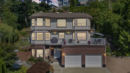 2255 Mountain Drive  Abbotsford, BC V3G 1E4