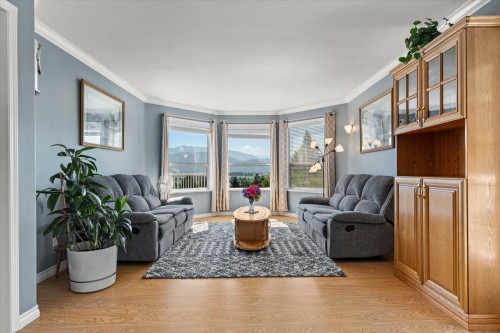 2255 Mountain Drive, Abbotsford, BC 
