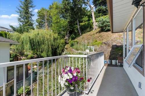 2255 Mountain Drive, Abbotsford, BC 