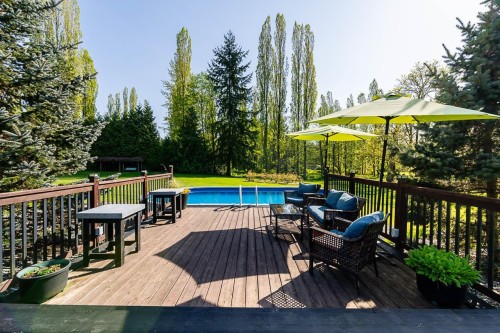 23742 68 Avenue, Langley, BC - Outdoor With Deck Patio Veranda