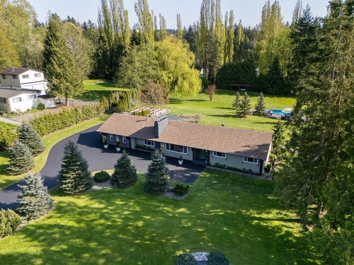 23742 68 Avenue, Langley, BC - Outdoor