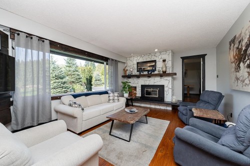 23742 68 Avenue, Langley, BC - Indoor Photo Showing Living Room With Fireplace