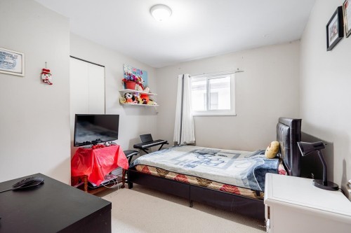 2262 Willoughby Way, Langley, BC - Indoor Photo Showing Bedroom