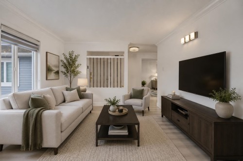13232 82 Avenue, Surrey, BC - Indoor Photo Showing Living Room