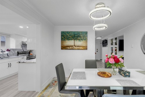 13232 82 Avenue, Surrey, BC - Indoor Photo Showing Dining Room