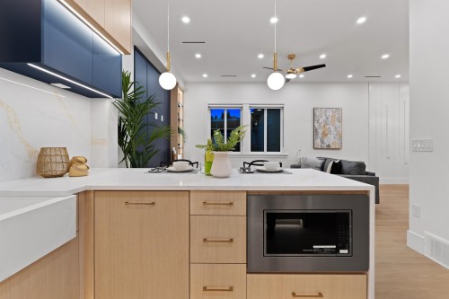 11912 78B Avenue, Delta, BC - Indoor Photo Showing Kitchen