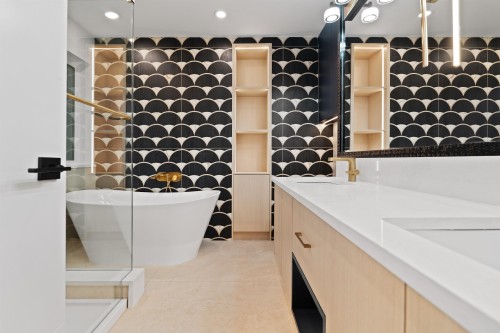 11912 78B Avenue, Delta, BC - Indoor Photo Showing Bathroom