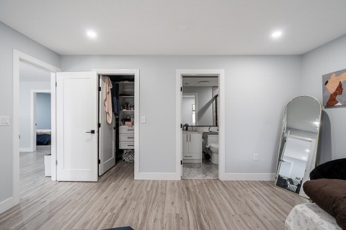 2714 Parkway Drive, Surrey, BC 