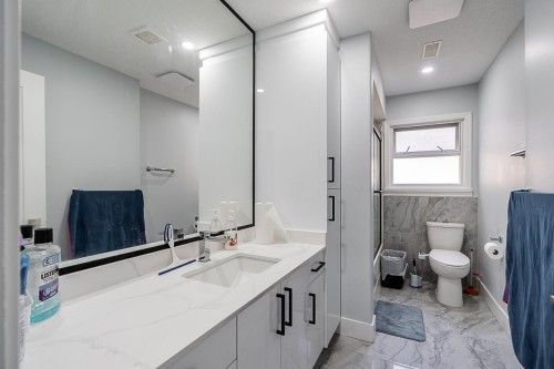 2714 Parkway Drive, Surrey, BC 