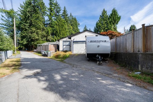 2714 Parkway Drive, Surrey, BC 