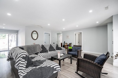 2714 Parkway Drive, Surrey, BC 