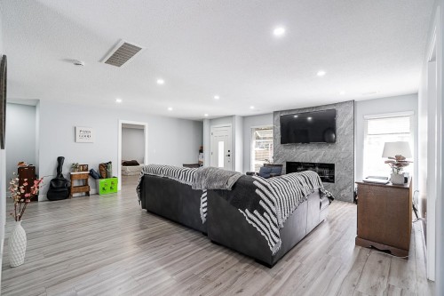 2714 Parkway Drive, Surrey, BC 