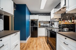 301-1561 Vidal Street  White Rock, BC V4B 5A7