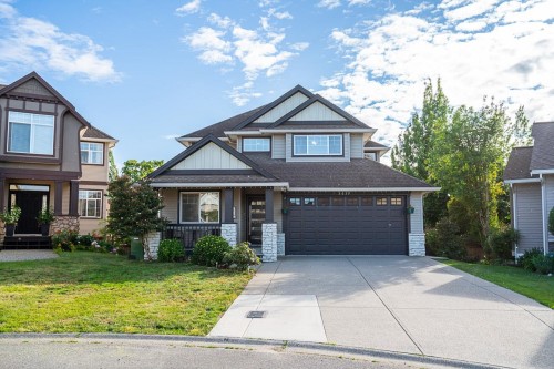 3659 Greendale Court  Abbotsford, BC V2T 6X7