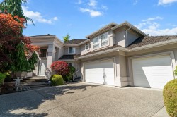 13749 21 Avenue Surrey, BC V4A 9V6