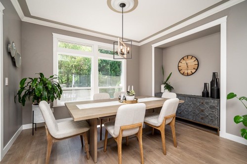 7988 Melburn Drive, Mission, BC - Indoor Photo Showing Dining Room
