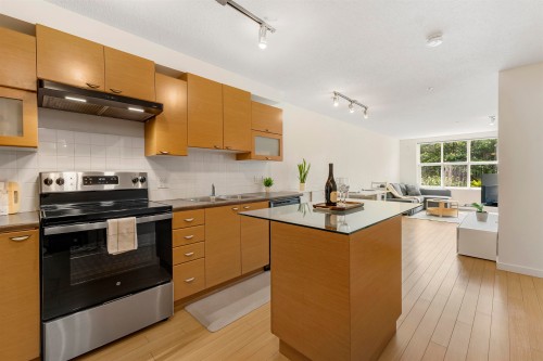 216-10707 139 Street  Surrey, BC V3T 0B2