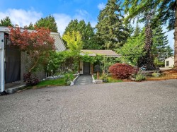 18-3075 Trethewey Street Abbotsford, BC V2T 3R4